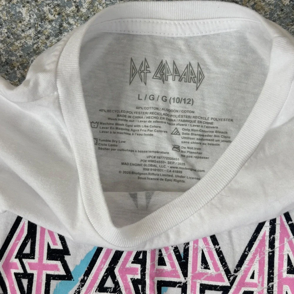 Def Leppard T-Shirt Kids Size L 10/12 White Cotton Blend Snow Leopard Rock Band